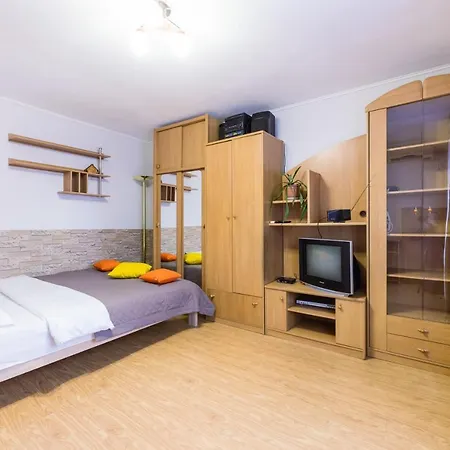 On Pechersk Apartment *
