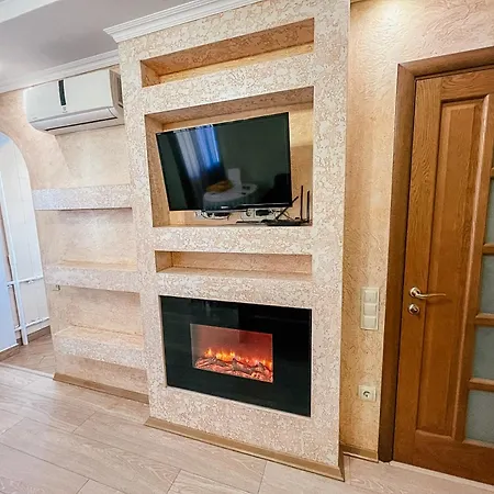On Pechersk Apartment *